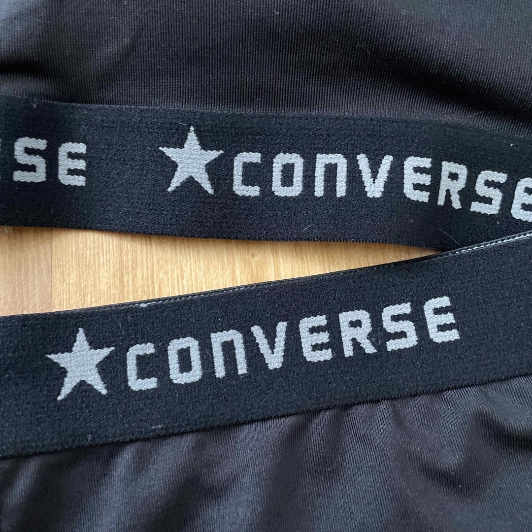 CONVERSE(コンバース)の【コンバース】新品未使用品　ブラック　スポーツブラセット スポーツ/アウトドアのトレーニング/エクササイズ(トレーニング用品)の商品写真