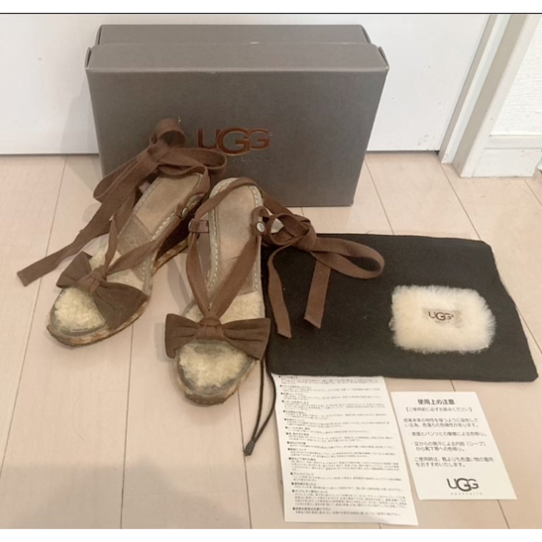 UGG(アグ)の【中古品】UGG アグ　ウェッジサンダル　箱/布袋付き　レディース レディースの靴/シューズ(サンダル)の商品写真