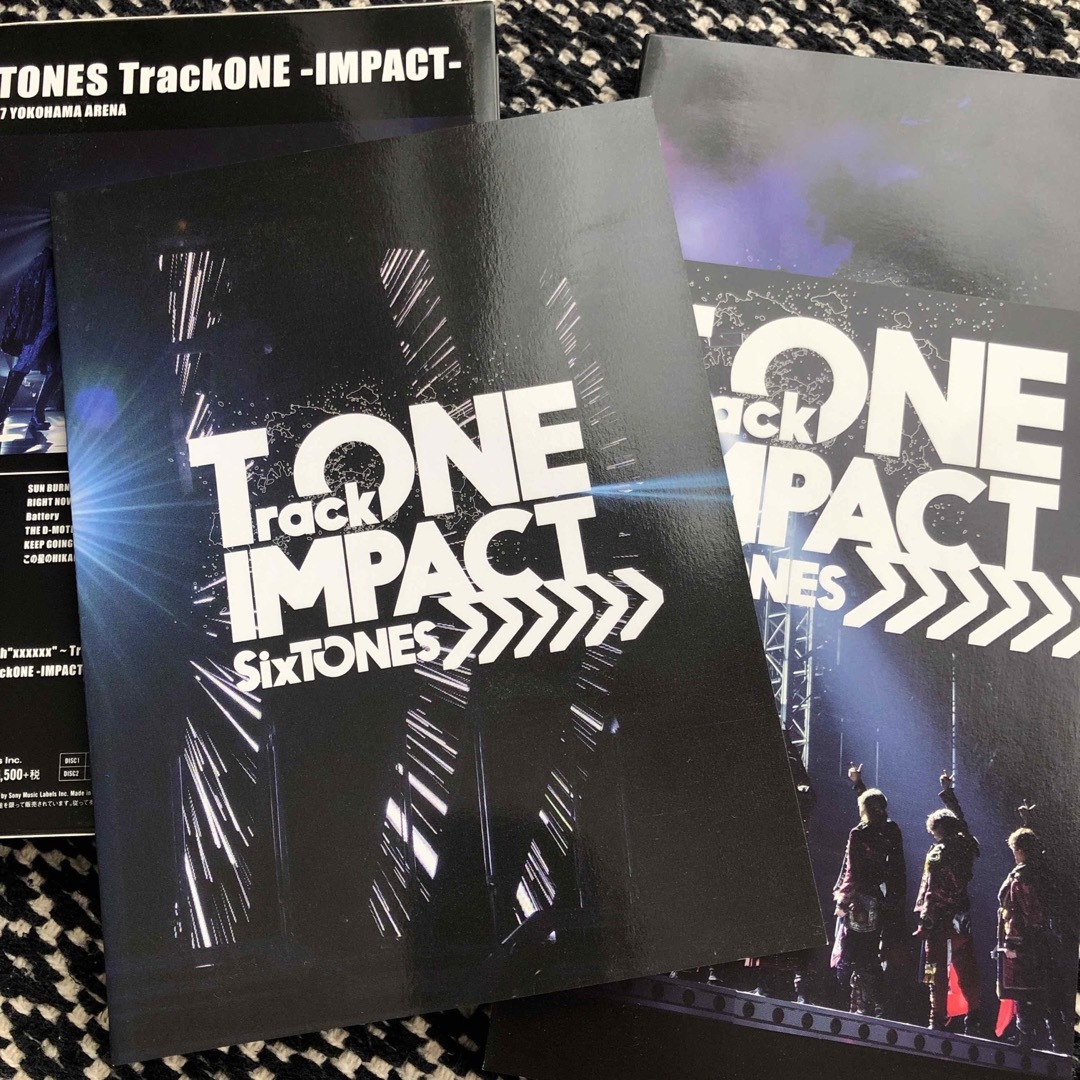 SixTONES(ストーンズ)のTrackONE　-IMPACT-（初回盤） DVD エンタメ/ホビーのDVD/ブルーレイ(ミュージック)の商品写真