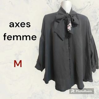 アクシーズファム(axes femme)の【美品】axes femme薔薇刺繍ボータイ付ブラウス(シャツ/ブラウス(長袖/七分))