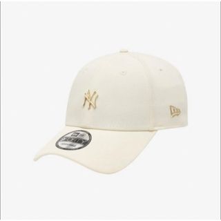 ニューエラー(NEW ERA)のニューエラ　ゴールドミニメタル　キャップ　アイボリー　ホワイト　9forty(キャップ)