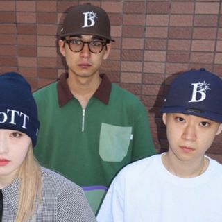 クリスマスローズ BoTT B LOGO NEW ERA beanie NAVY | www.dhzeneiskola.hu