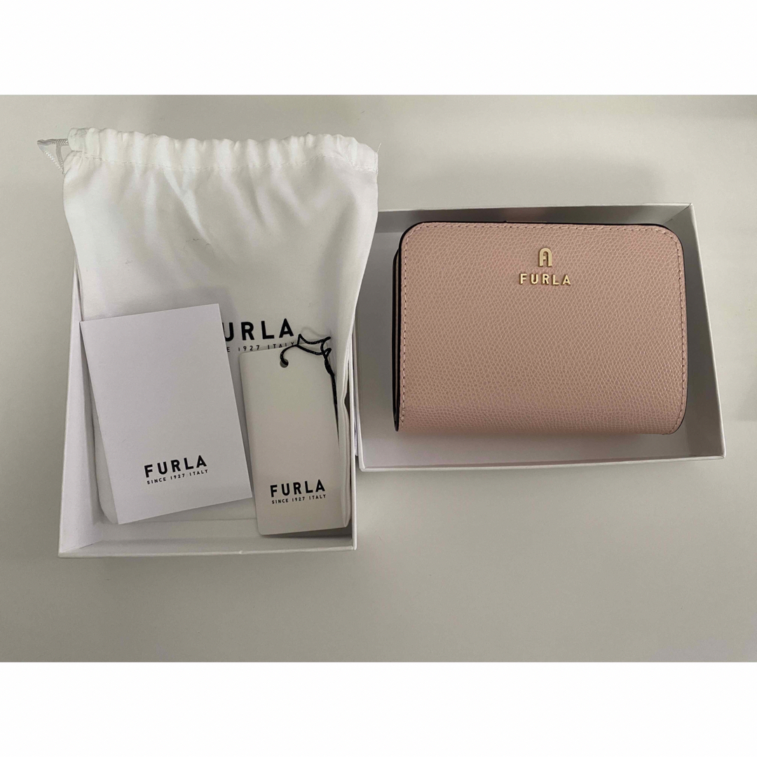 FURLA 財布