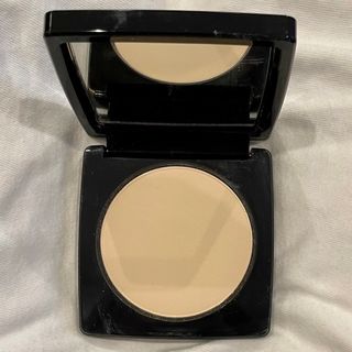 ボビイブラウン(BOBBI BROWN)のシアーフィニッシュプレストパウダー(フェイスパウダー)