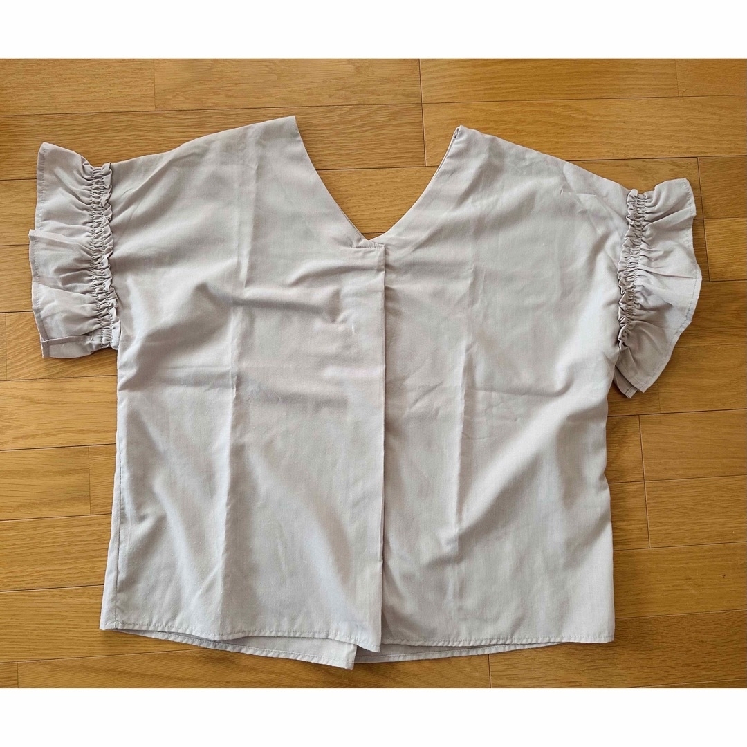 Techichi(テチチ)のテチチテラス　前後2way 袖フリル半袖ブラウス レディースのトップス(シャツ/ブラウス(半袖/袖なし))の商品写真