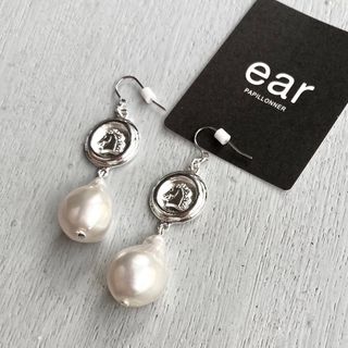 イアパピヨネ(ear PAPILLONNER)の新品 ear PAPILLONNER WEB限定 ホース×パールピアス 日本製(ピアス)