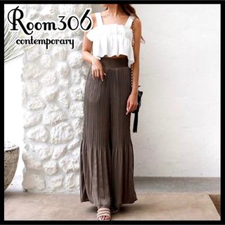 ルームサンマルロクコンテンポラリー(room306 CONTEMPORARY)のroom306contemporary サテン プリーツ ワイド パンツ ロング(カジュアルパンツ)