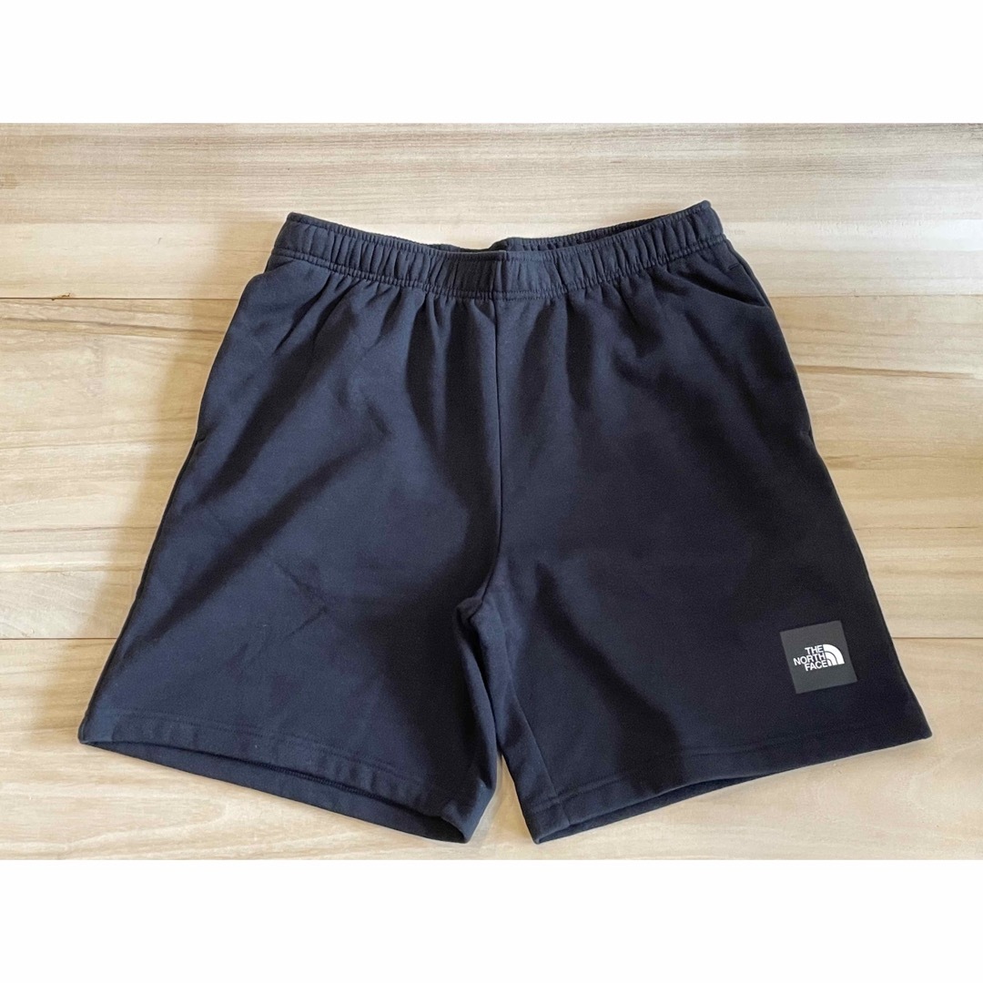 THE NORTH FACE 新品未使用 ノースフェイス ハーフドームBOXロゴ スウェット ショーツ 黒Sの通販 by NGAP|ザノースフェイス ならラクマ 新品未使用 ノースフェイス ハーフドームBOXロゴ スウェット ショーツ 黒S
