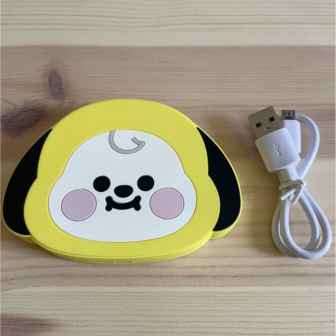 BT21(ビーティーイシビル)のBT21 10W 急速ワイヤレス充電器 CHIMMY スマホ/家電/カメラのスマートフォン/携帯電話(バッテリー/充電器)の商品写真