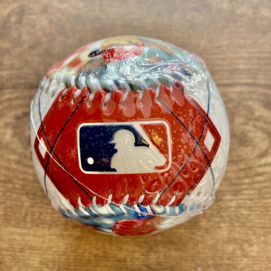 MLB(メジャーリーグベースボール)の大谷翔平先週 ANGELS ボール　スタジアム購入　公式グッズ　ホログラム付 スポーツ/アウトドアの野球(応援グッズ)の商品写真