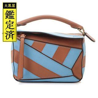 ロエベ ライトブルーの通販 100点以上 | LOEWEを買うならラクマ