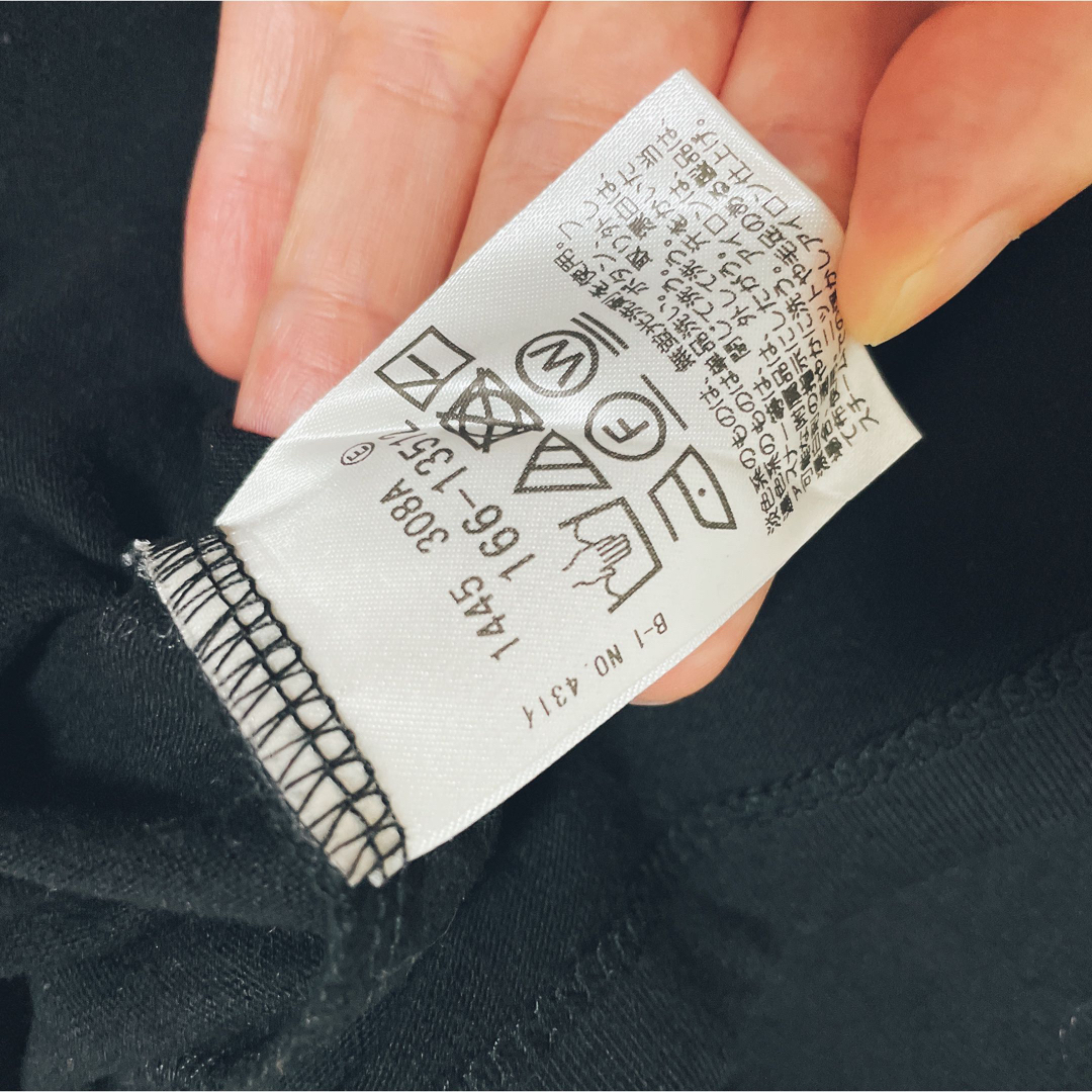 ITS'DEMO(イッツデモ)の黒　カットソー メンズのトップス(Tシャツ/カットソー(半袖/袖なし))の商品写真
