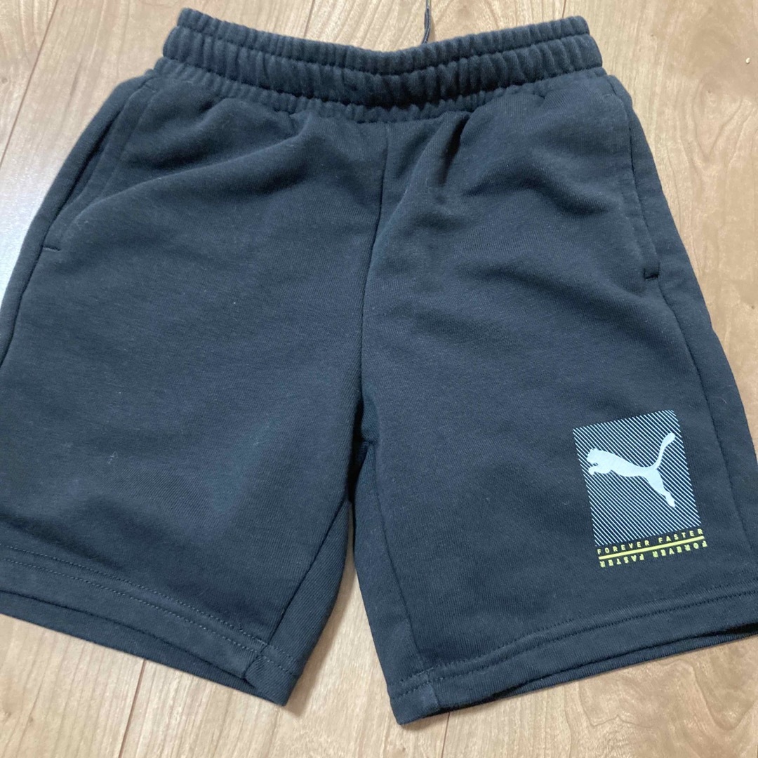 PUMA(プーマ)のプーマ　ハーフパンツ　130 黒 キッズ/ベビー/マタニティのキッズ服男の子用(90cm~)(パンツ/スパッツ)の商品写真