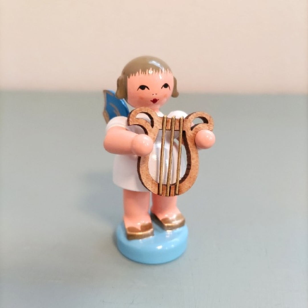 ドイツ　ミニチュア　ハープと天使　木工芸品　ドイツ雑貨　エンジェル　木製人形