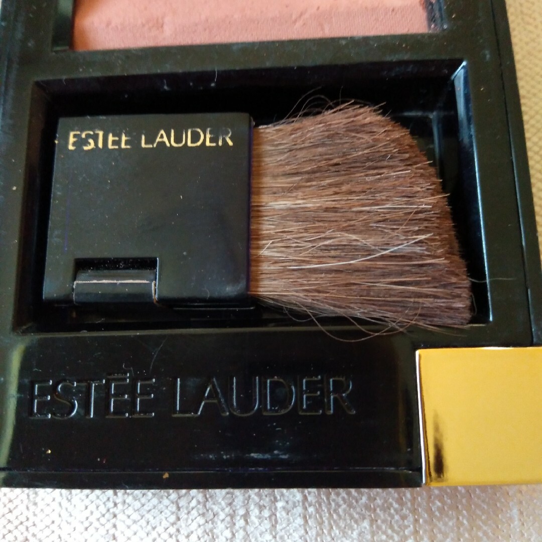 Estee Lauder(エスティローダー)のエスティローダーチークカラー212 コスメ/美容のベースメイク/化粧品(フェイスカラー)の商品写真