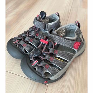 キーン(KEEN)のKEEN キッズサンダル　16センチ(サンダル)