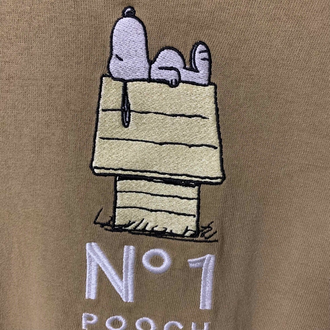 PEANUTS(ピーナッツ)のPEANUTS ピーナッツ　スヌーピー　刺繍　フード付きTシャツ メンズのトップス(Tシャツ/カットソー(半袖/袖なし))の商品写真