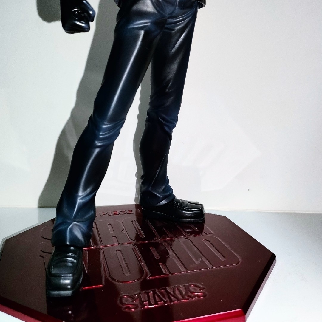 MegaHouse - P.O.P ワンピース STRONG EDITION 赤髪のシャンクス MegaHouse - P.O.P ワンピース STRONG EDITION 赤髪のシャンクス