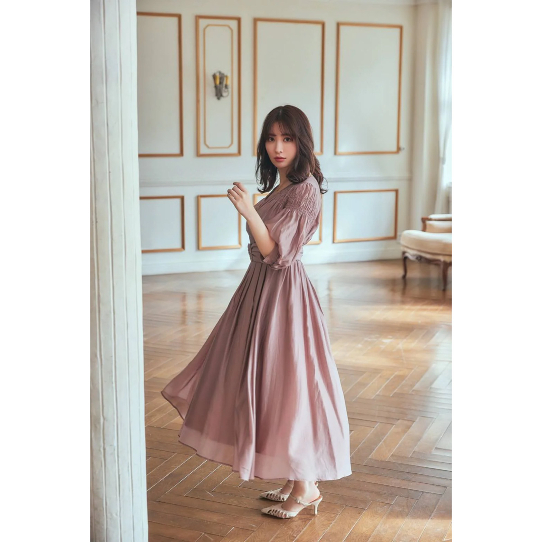 Her lip to(ハーリップトゥ)のHerlipto Airy Volume Sleeve Dress レディースのワンピース(ロングワンピース/マキシワンピース)の商品写真