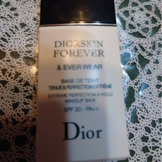 ディオール(Dior)のディオールスキンフォーエヴァー＆エヴァーベース(化粧下地)