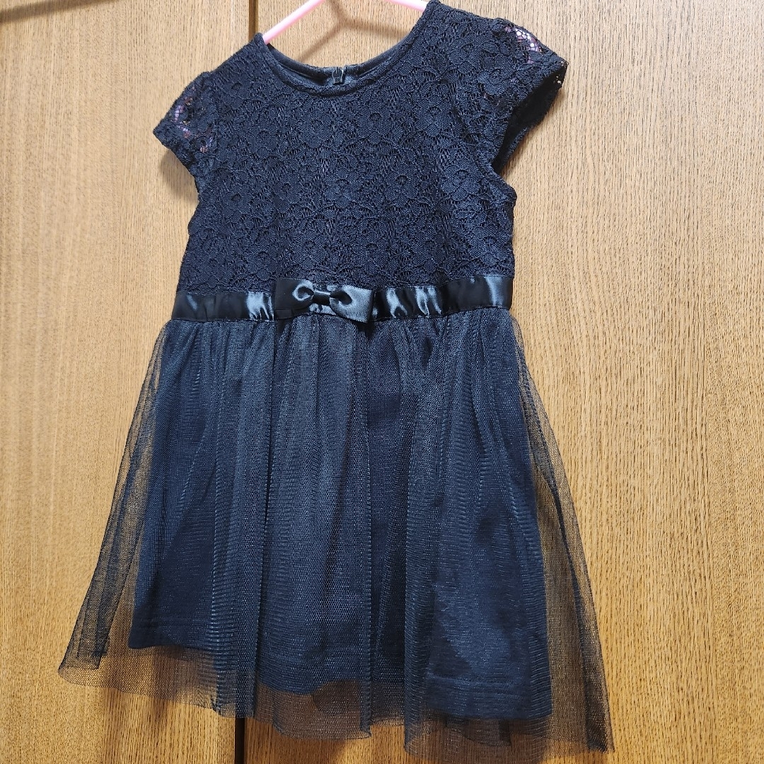 ブラックリボン レース ドレス 90 結婚式 キッズ/ベビー/マタニティのキッズ服女の子用(90cm~)(ドレス/フォーマル)の商品写真