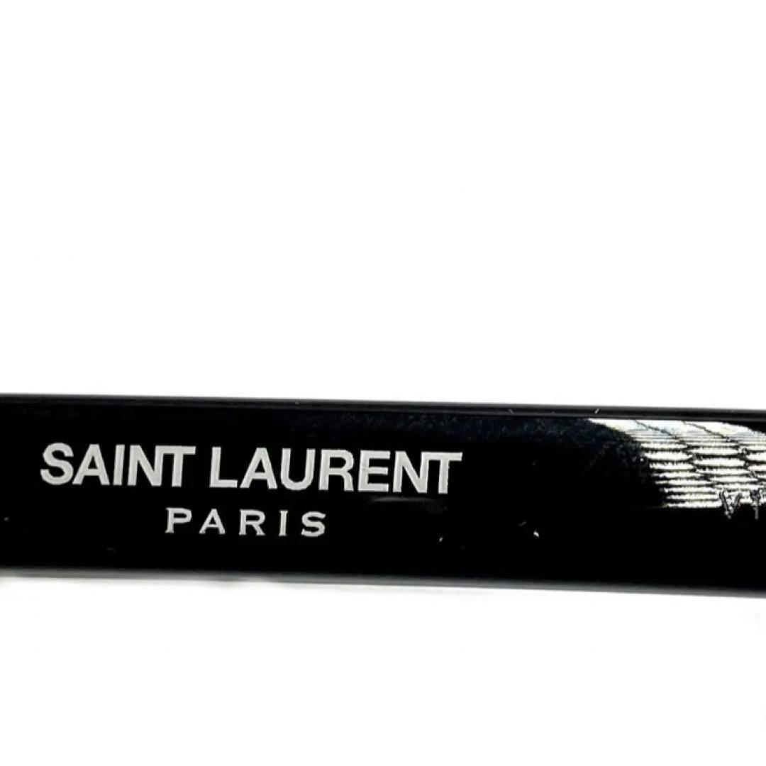 Saint Laurent(サンローラン)の訳あり新品　SAINT LAURENT サンローラン　メンズ　レディース レディースのファッション小物(サングラス/メガネ)の商品写真