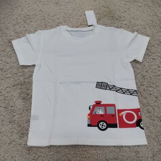 クレードスコープ(kladskap)の【タグ付き新品】kladskap 消防車プリントバック切替え半袖Tシャツ　130(Tシャツ/カットソー)