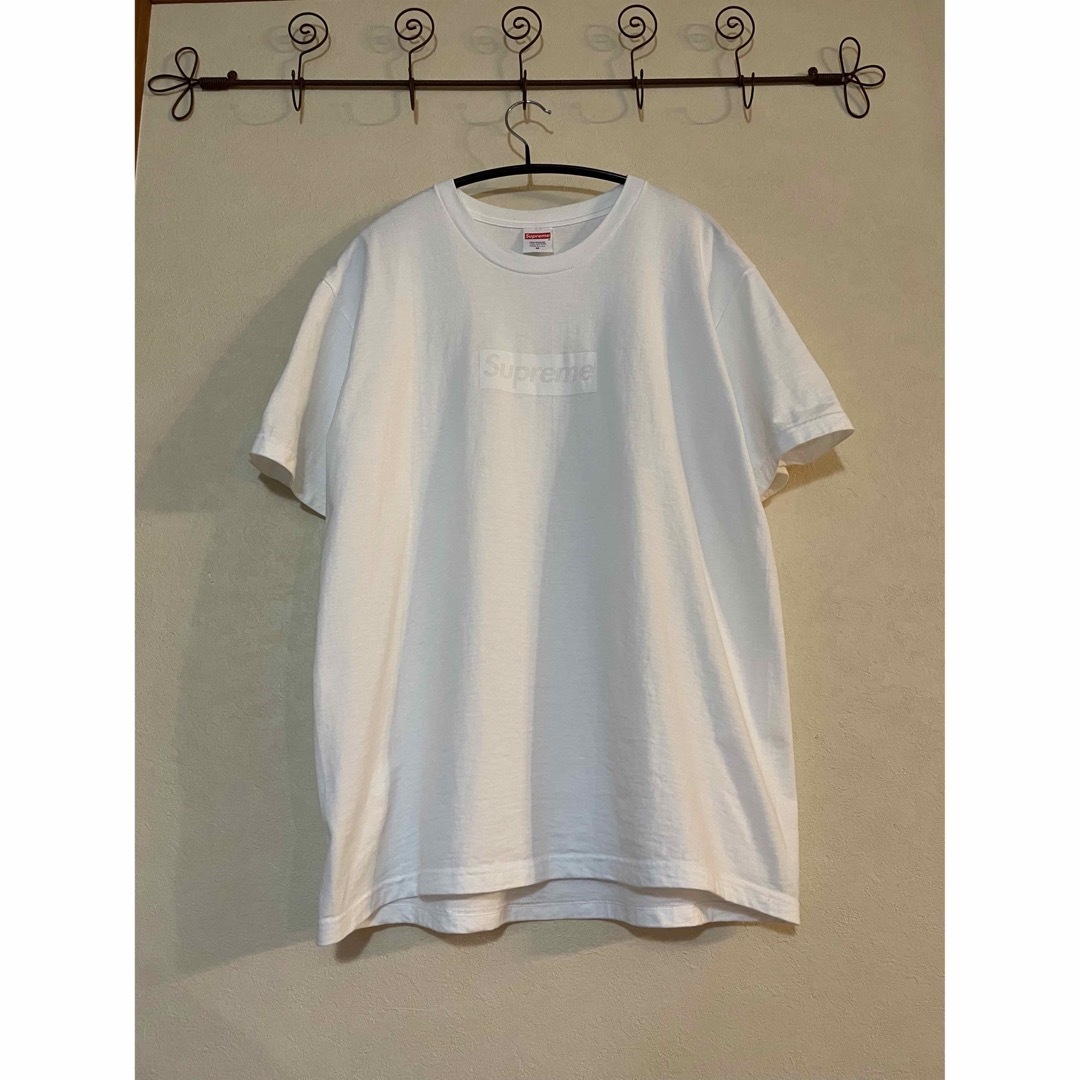 Supreme(シュプリーム)のsupreme tonal box logo tee 大人気　Mサイズ メンズのトップス(Tシャツ/カットソー(半袖/袖なし))の商品写真