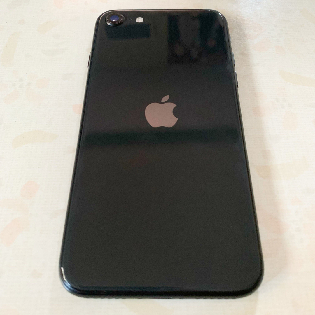 iPhone SE 第2世代 (SE2) ブラック 64 GB SIMフリー iPhone SE 第2世代 (SE2) ブラック 64 GB SIMフリー