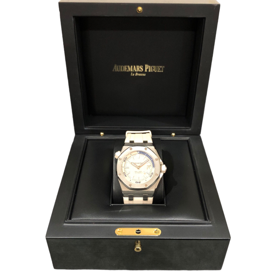 AUDEMARS PIGUET(オーデマピゲ)のオーデマ・ピゲ AUDEMARS PIGUET ロイヤルオークオフショア 15710ST.OO.A085CA.01 ステンレススチール 自動巻き メンズ 腕時計 メンズの時計(その他)の商品写真