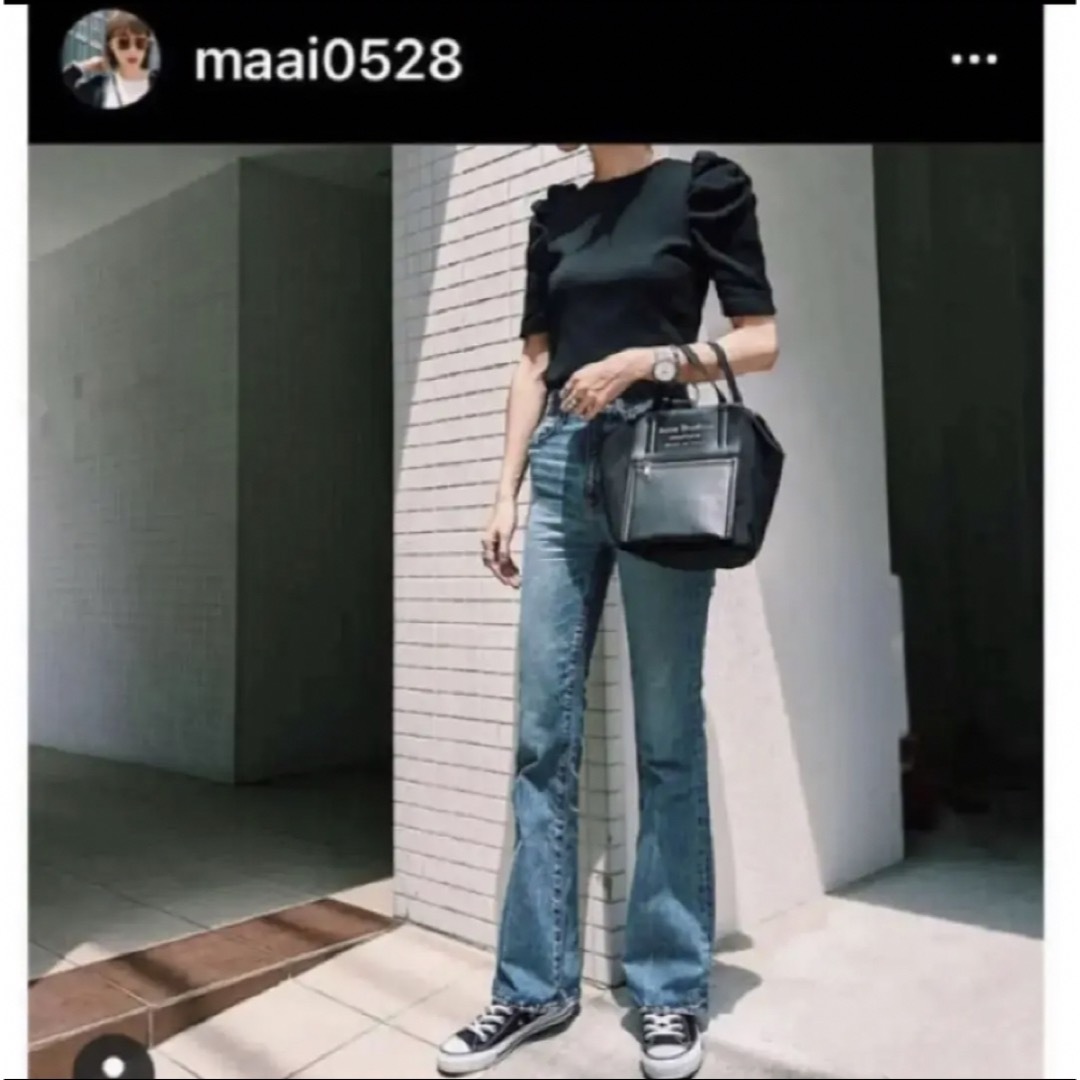 moussy(マウジー)の新品タグ付き♡MOUSSY MVS flare♡フレアデニム レディースのパンツ(デニム/ジーンズ)の商品写真