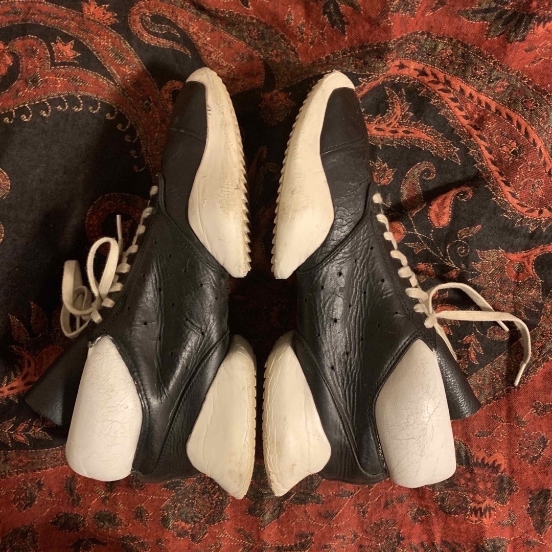 Rick Owens(リックオウエンス)のRick Owens × Adidas RUNNER リックオウエンス メンズの靴/シューズ(スニーカー)の商品写真