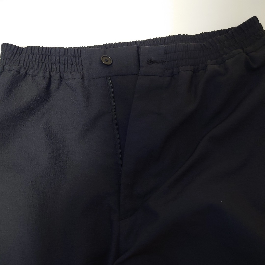 ユナイテッドアローズ 夏服 黒パンツ Ｍサイズ メンズのパンツ(ワークパンツ/カーゴパンツ)の商品写真