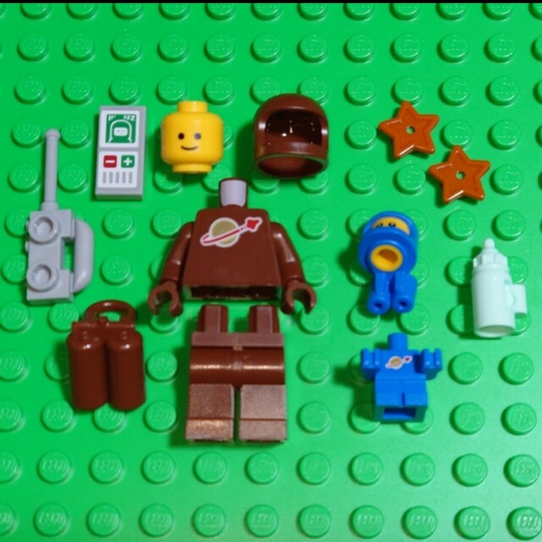 Lego(レゴ)の【新品】LEGO ミニフィグシリーズ２４ 宇宙飛行士＆ベビー アイテム エンタメ/ホビーのおもちゃ/ぬいぐるみ(その他)の商品写真