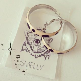 アーバンリサーチ(URBAN RESEARCH)の新品 SMELLY ドットリングピアス♡(ピアス)