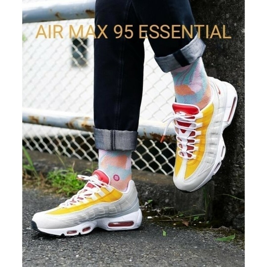 NIKE - 大人気 NIKE AIR MAX 95 ESSENTIALの通販 by Live・.・Simply's