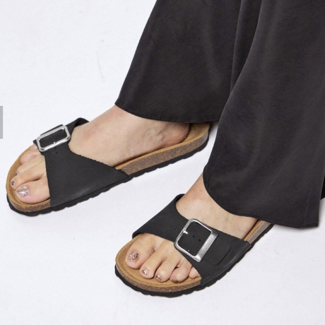 VINILO/ヴィニーロ shingle buckle sandal 38のサムネイル