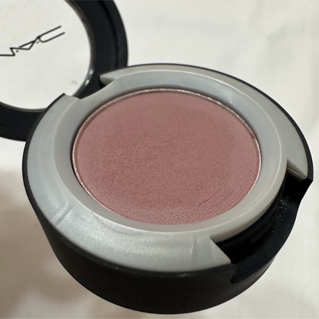 MAC(マック)のM•A•C 単色アイシャドウ ライプンド コスメ/美容のベースメイク/化粧品(アイシャドウ)の商品写真