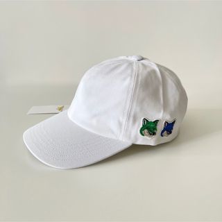 メゾンキツネ(MAISON KITSUNE')の新品　Maison Kitsune Double Fox cap ロゴキャップ(キャップ)