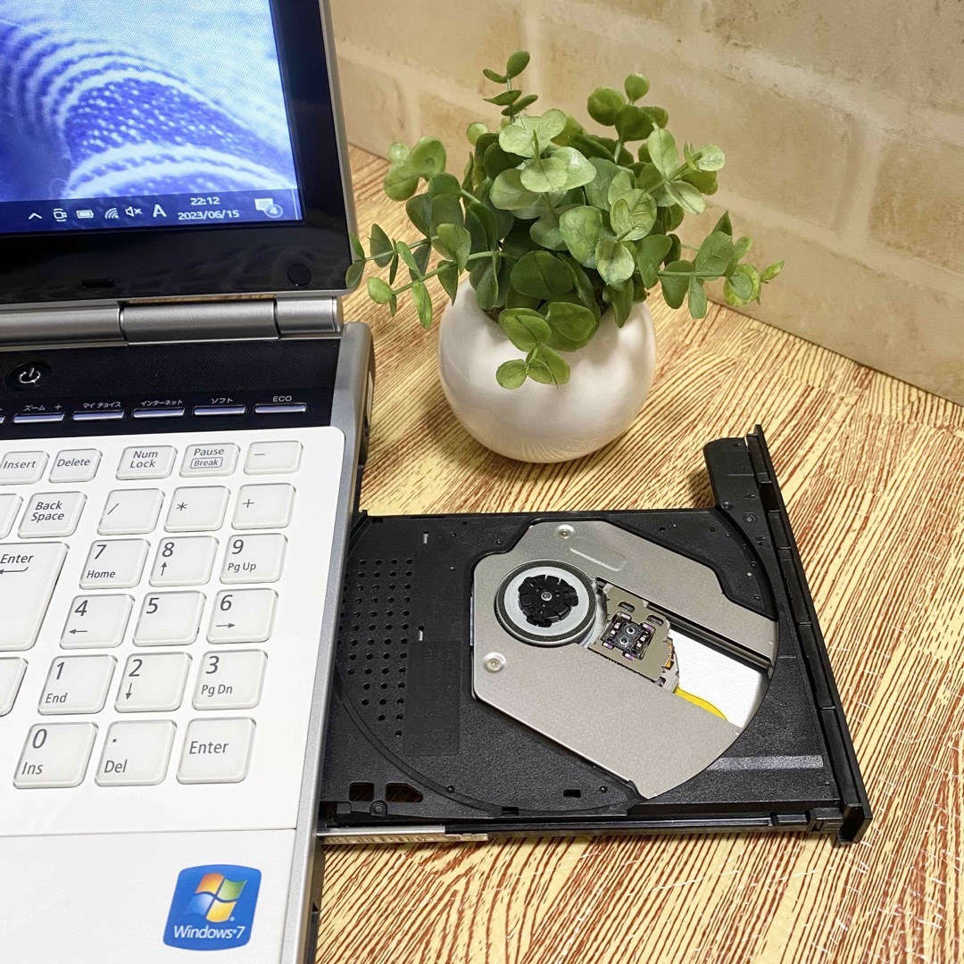 NEC - NEC ノートパソコン SSD 256GB✨爆速起動✨Corei7✨良品✨の通販
