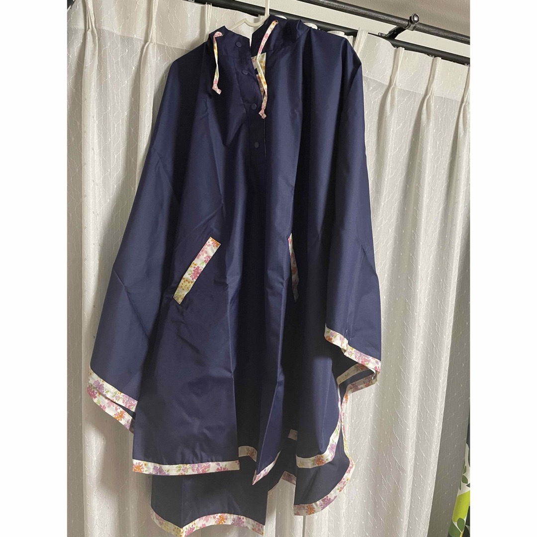 LAURA ASHLEY - ☆新品☆ローラアシュレイ レインコートの通販 by ゆー