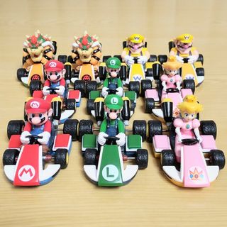 ニンテンドウ(任天堂)のマリオカート8 プルバックフィギュア マリオなど 10個セット(ミニカー)