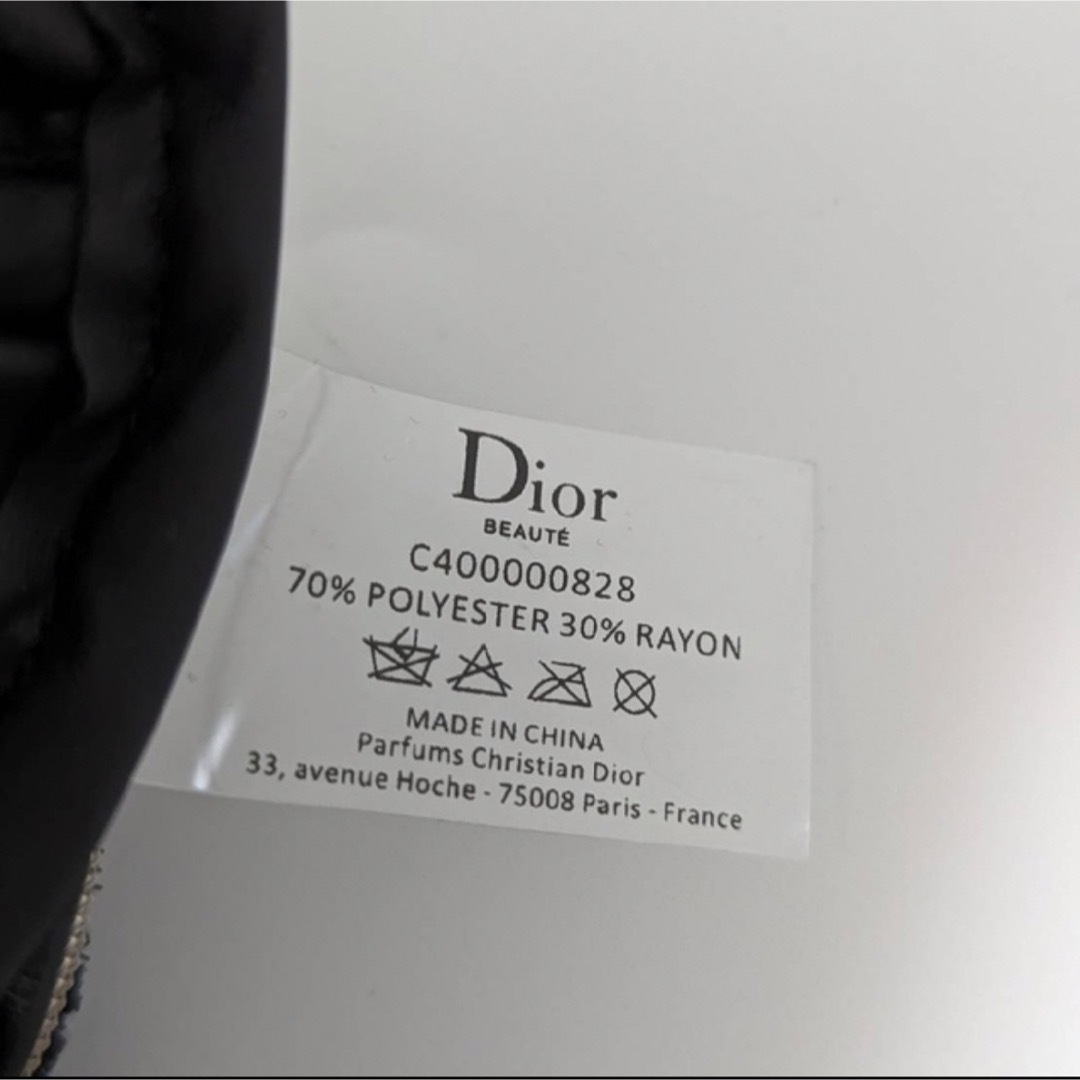 Dior(ディオール)のDiorノベルティ ポーチ ホリデー限定 ブラック レディースのファッション小物(ポーチ)の商品写真