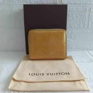 ルイヴィトン(LOUIS VUITTON)のルイヴィトン ヴェルニ ベージュ ミニ財布 ミニウォレット ブルーム(財布)