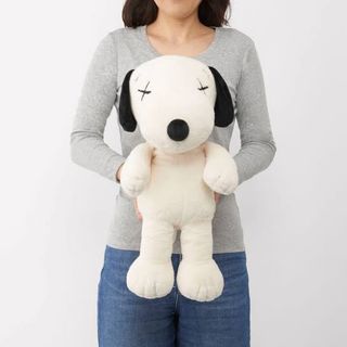 ユニクロ(UNIQLO)のKAWS × SNOOPY ユニクロ　Mサイズ(ぬいぐるみ/人形)