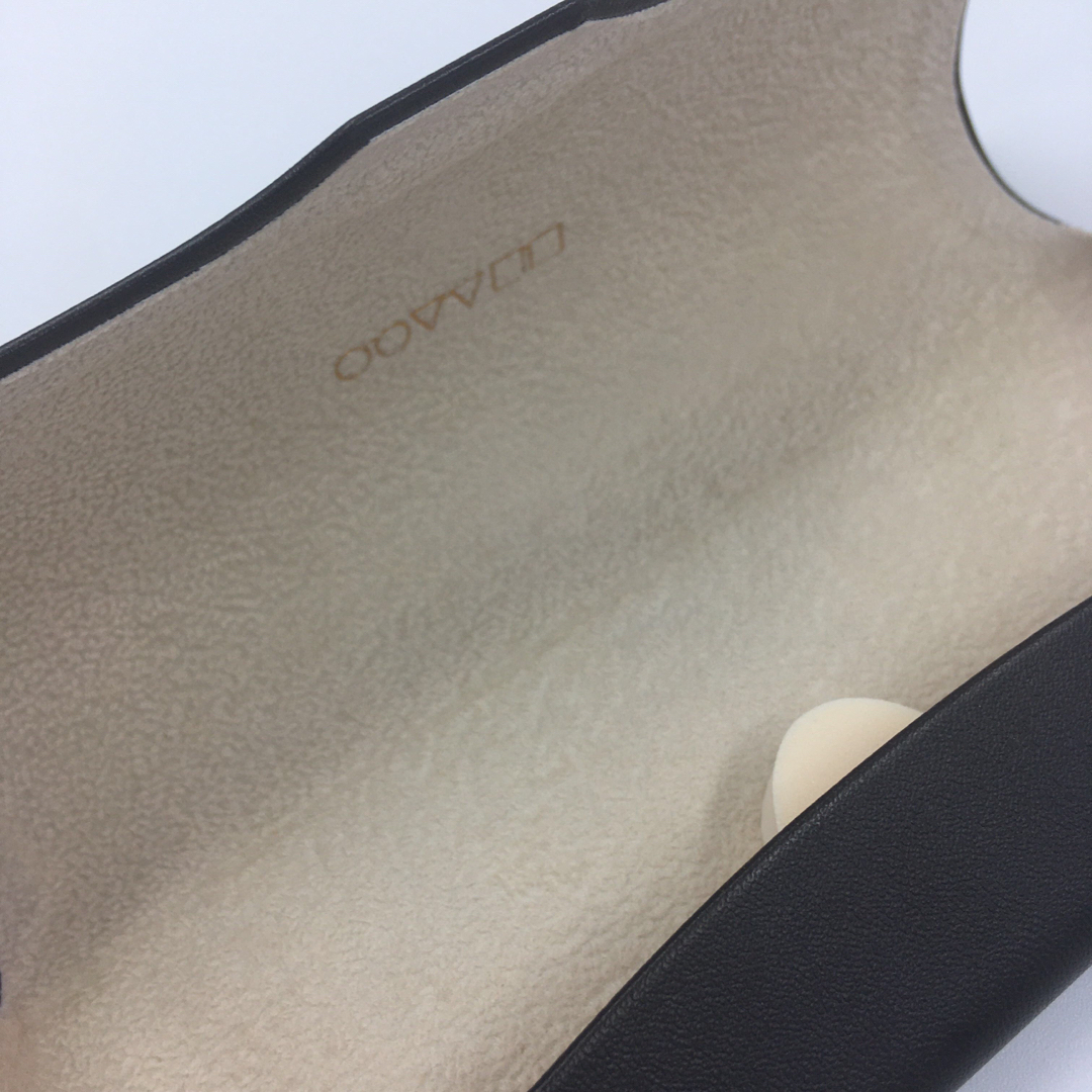 Oliver Peoples OLIVER PEOPLES オリバーピープルズ メガネケース ブラウンの通販 by eyeye ①ORIVER PEOPLES オリバーピープルズ メガネケースのみ ブラウン