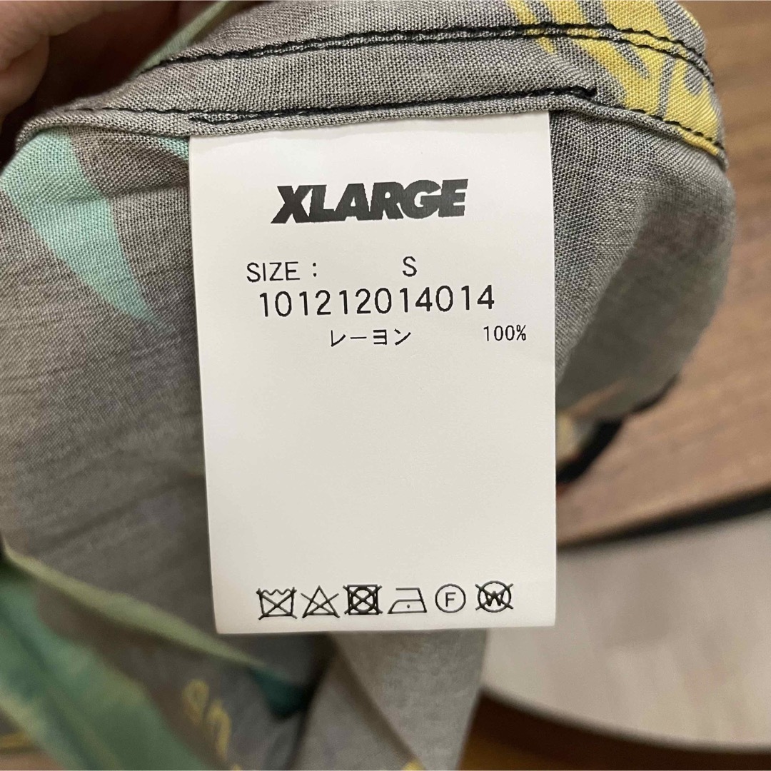 XLARGE(エクストララージ)のJON様専用【xlarge】carnival シャツ S ユニセックス メンズのトップス(Tシャツ/カットソー(半袖/袖なし))の商品写真