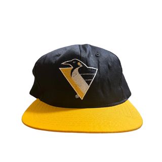 ニューエラー(NEW ERA)の90's NHL Pittsburgh Penguins スナップバックキャップ(キャップ)