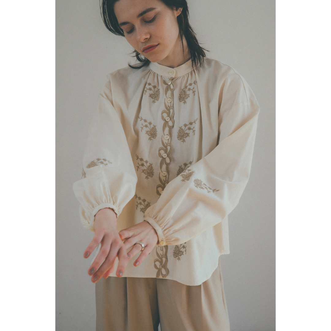 CLANE  VINTAGE FLOWER EMBROIDERY SHIRT