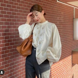 クラネ(CLANE)のVINTAGE FLOWER EMBROIDERY SHIRT clane(シャツ/ブラウス(長袖/七分))